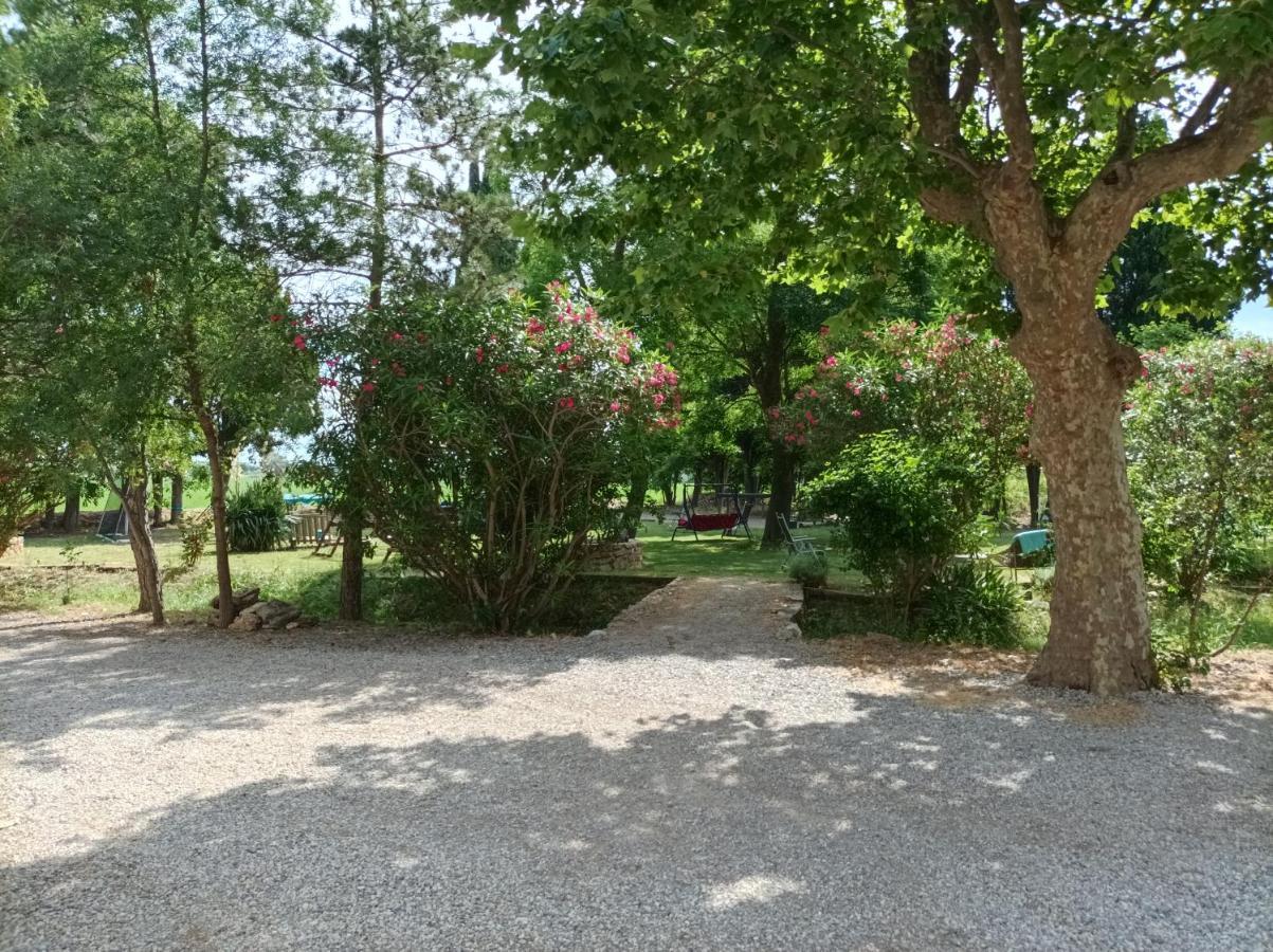 Domaine Le Piboul Villa Fontcouverte  ภายนอก รูปภาพ
